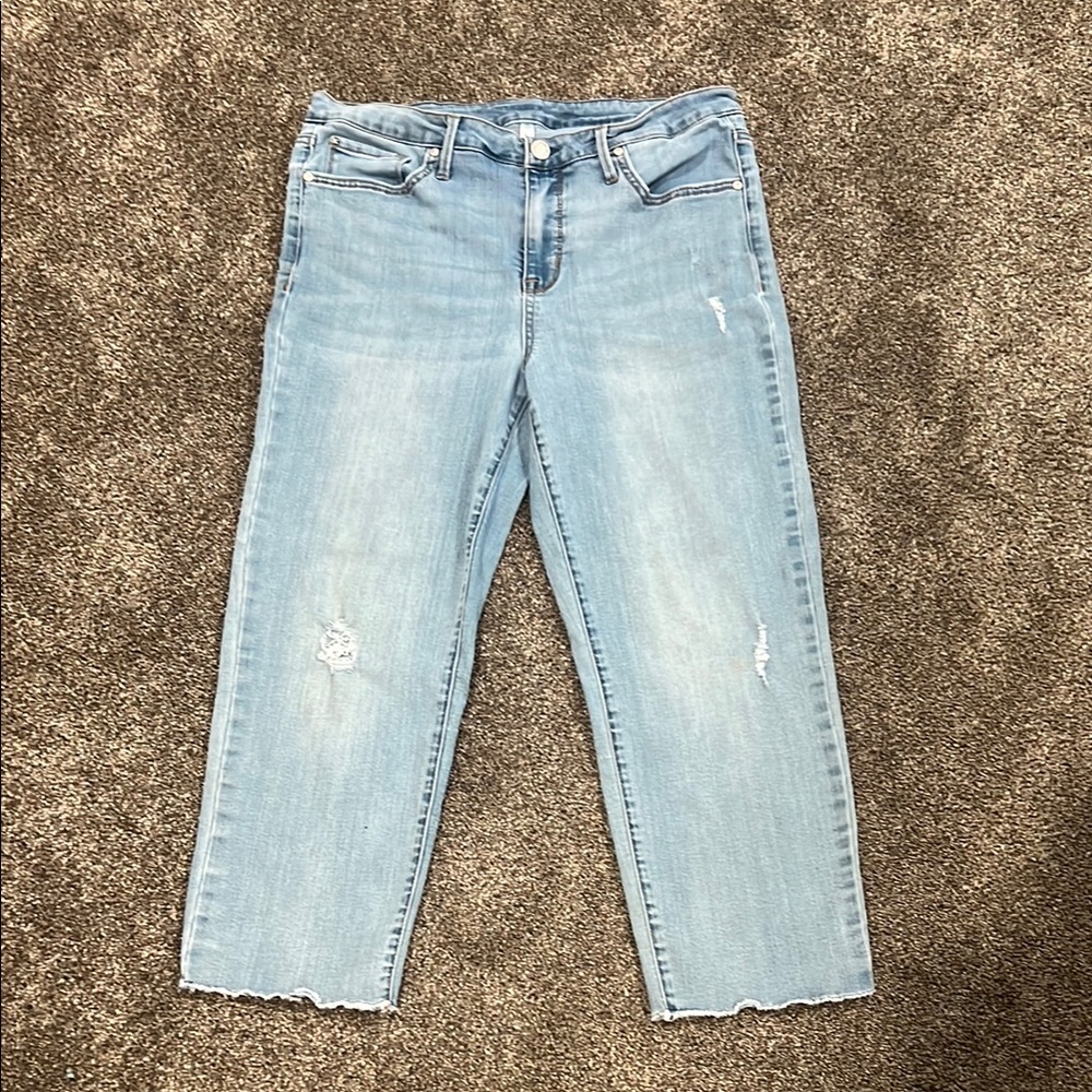 Seven7 Blue Straight Leg capri Jeans with Distressed Finish